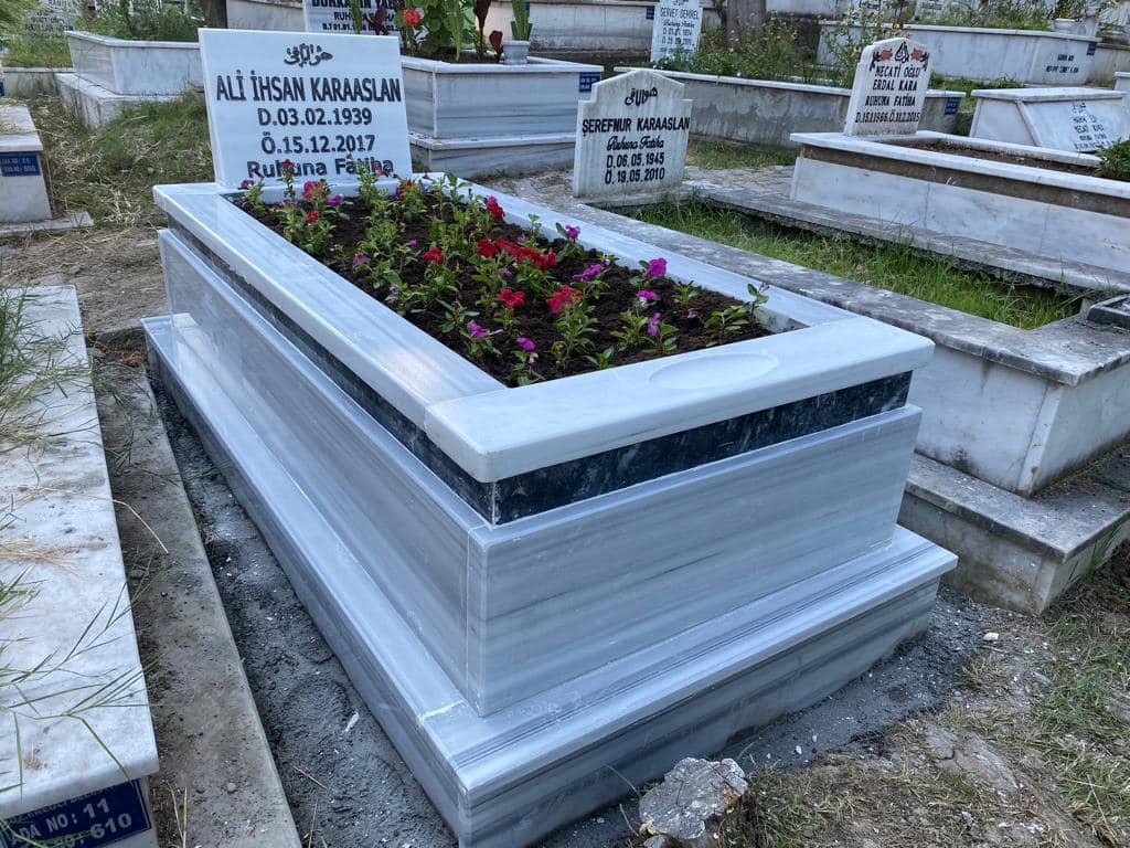 MM019- Siyah Beyaz Kalın Granit Mezar